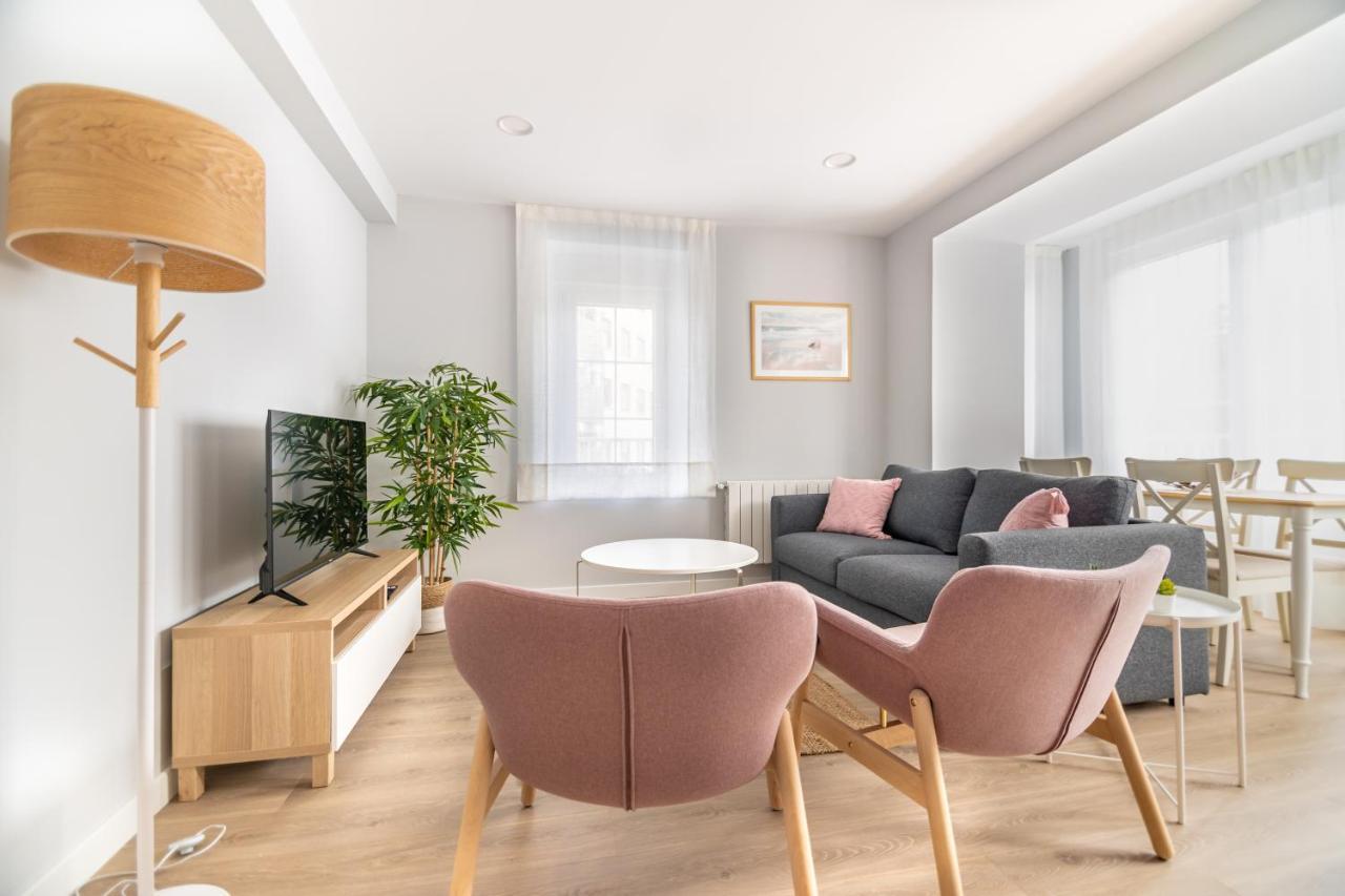 Villa Marta - Apartamentos Centricos Junto Al Mar Castro Urdiales Eksteriør bilde