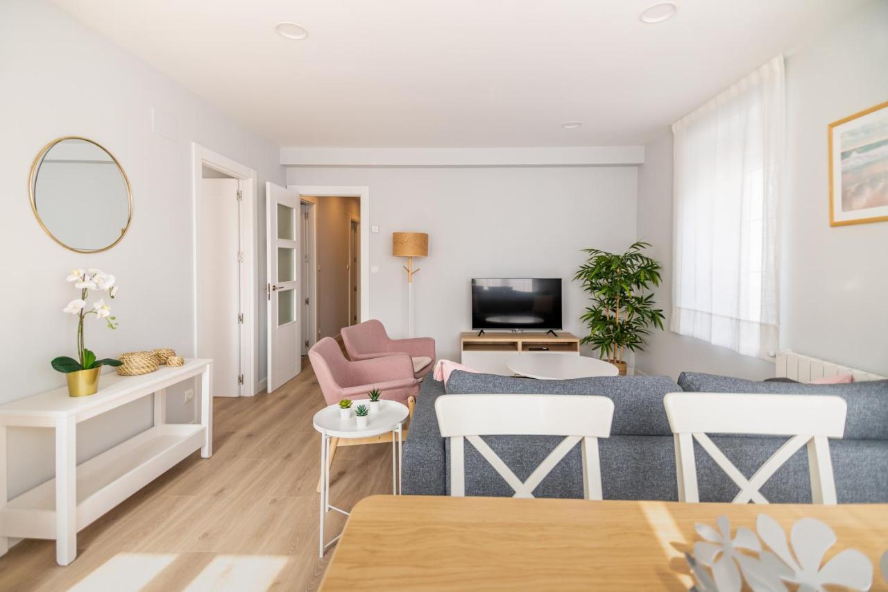 Villa Marta - Apartamentos Centricos Junto Al Mar Castro Urdiales Eksteriør bilde